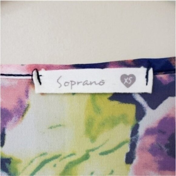 Soprano | Semi-Sheer Floral Blouse - Picture 2 of 4